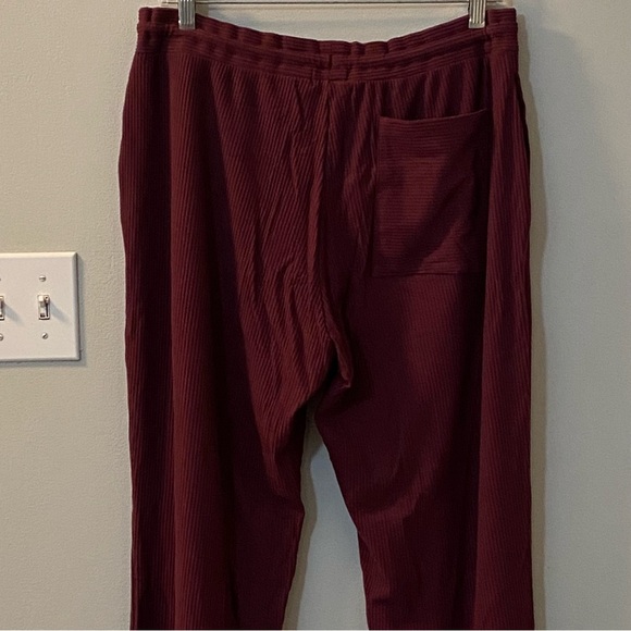 Tommy John Brushed Ribbed 2 piece lounge set size medium in port Royal NWT - Picture 14 of 14